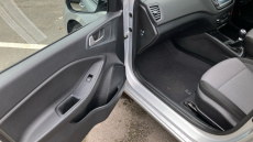 Hyundai i20 1.2 MPi SE 5dr Petrol Hatchback